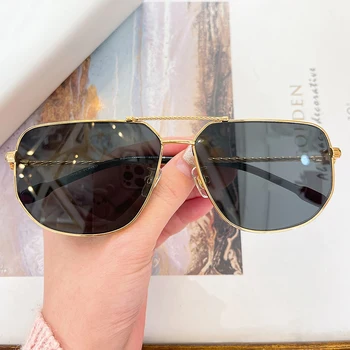 Nove Luksuzne Modne Zlato Zlitine Ovalni Okvir Sončna Očala Blagovne Znamke Letnik Design Sončna Očala Moški Ženske Uv400 Odtenki Visoka Moda Počitnice